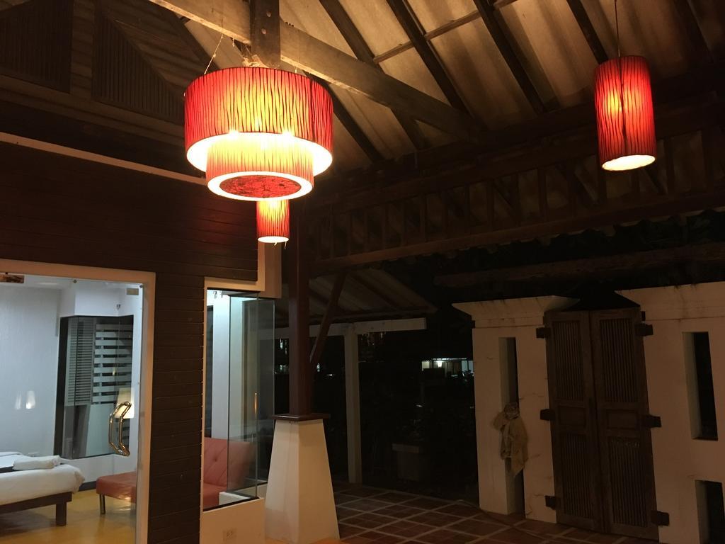 Villa9192